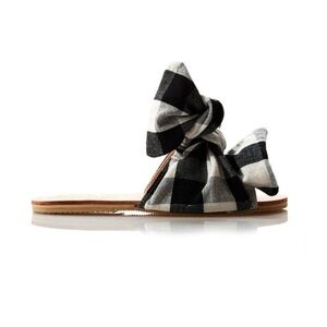 EUC Brother Vellies-Burkina Slide Montauk Picnic Sandals. Size 6